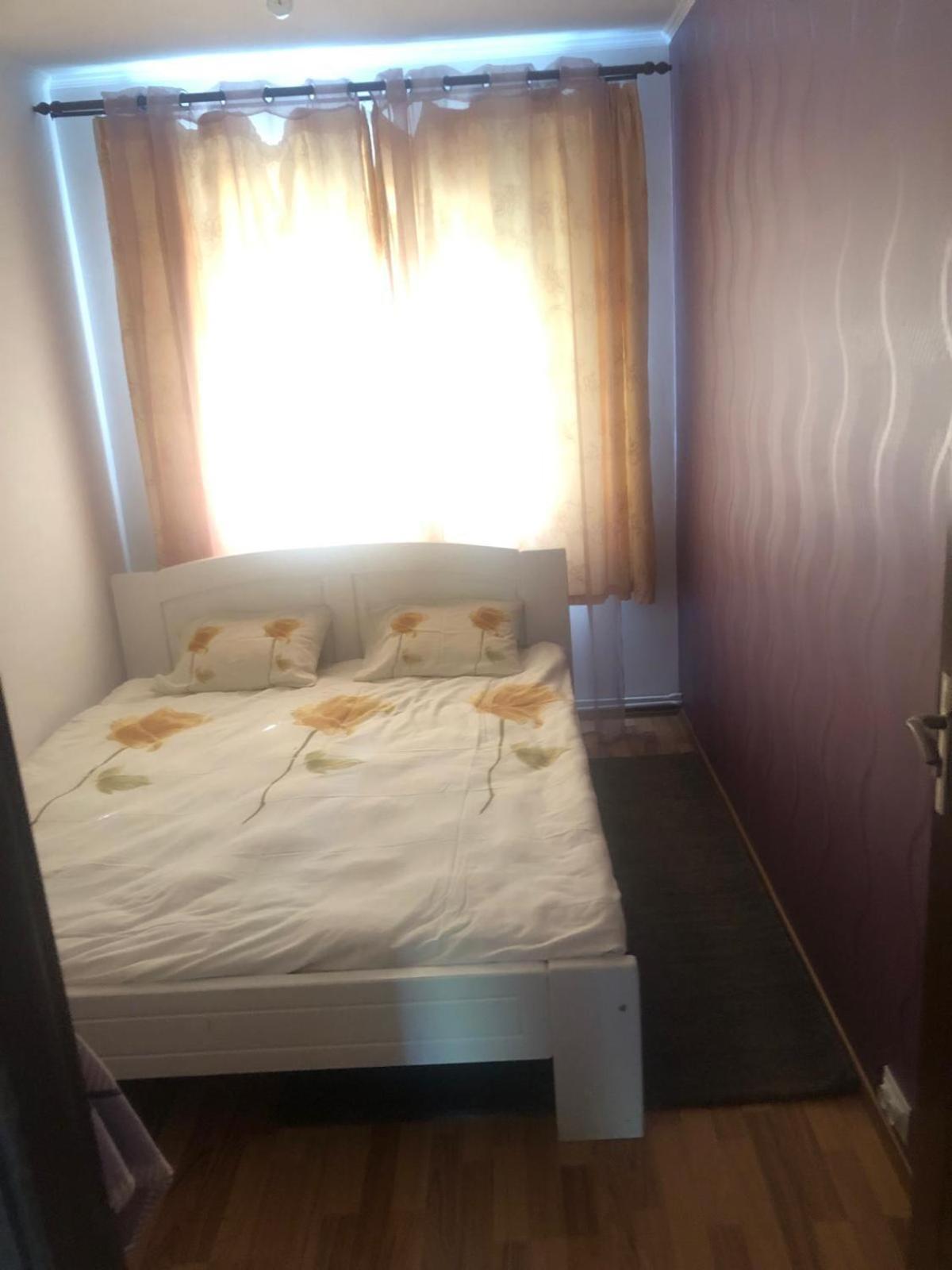 Apartament Cu 3 Camere La Poala Muntilor Fagaras Victoria (Brasov) Exterior foto