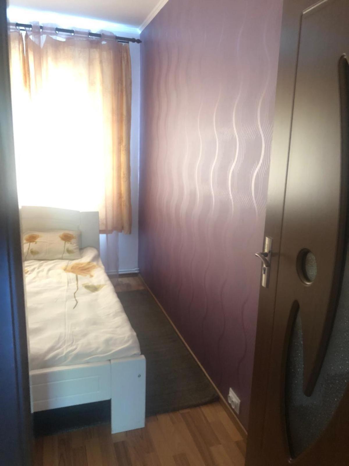 Apartament Cu 3 Camere La Poala Muntilor Fagaras Victoria (Brasov) Exterior foto